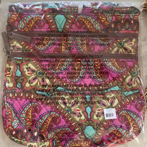 NWT…Vera Bradley Triple Zip Hipster in Resort Medallion.  3 available/$60 each. - Picture 3 of 3
